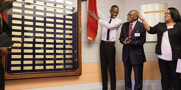 Dr Solomon Lefakane has become the first Wits alumnus to be inducted into the Engineering Wall of Fame